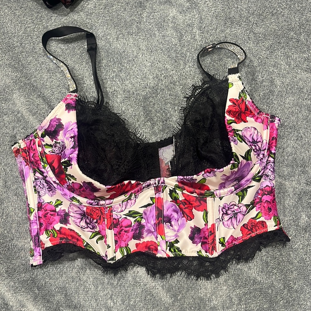 Floral lace bra top